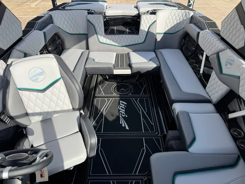 Slide: The Image of Tigé 22RZX 2026 - 23