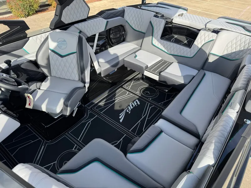 Slide: The Image of Tigé 22RZX 2026 - 26