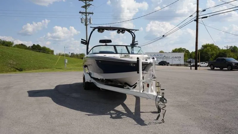 Slide: The Image of Nautique 230TE 2010 - 12