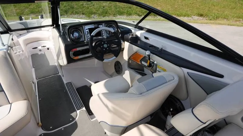 Slide: The Image of Nautique 230TE 2010 - 21