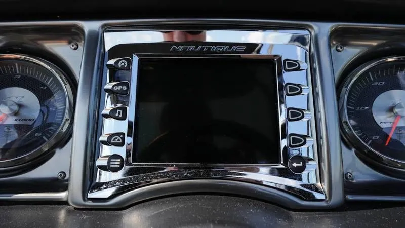 Slide: The Image of Nautique 230TE 2010 - 34