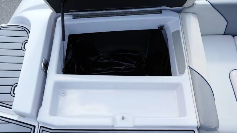 Slide: The Image of Nautique 230TE 2010 - 49