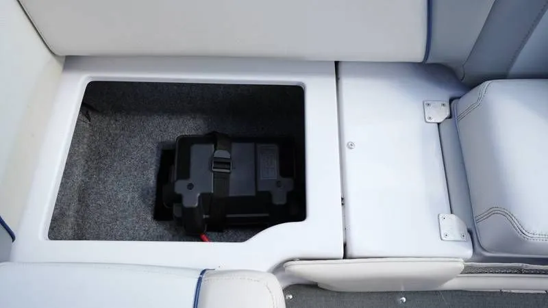 Slide: The Image of Nautique 230TE 2010 - 52