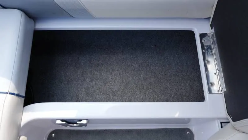 Slide: The Image of Nautique 230TE 2010 - 59