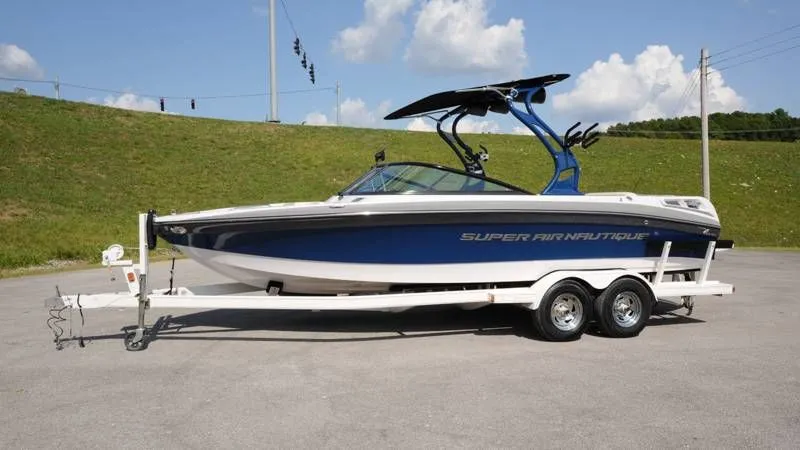 Slide: The Image of Nautique 230TE 2010 - 9