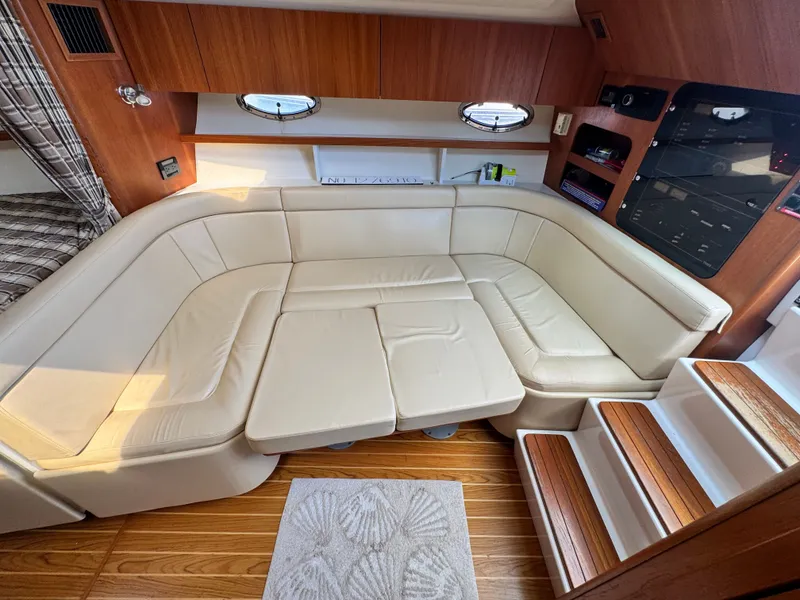 Slide: The Image of Tiara 3100 Open 2004 - 11