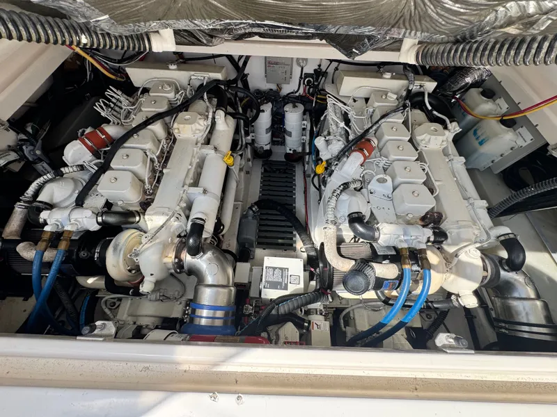 Slide: The Image of Tiara 3100 Open 2004 - 15