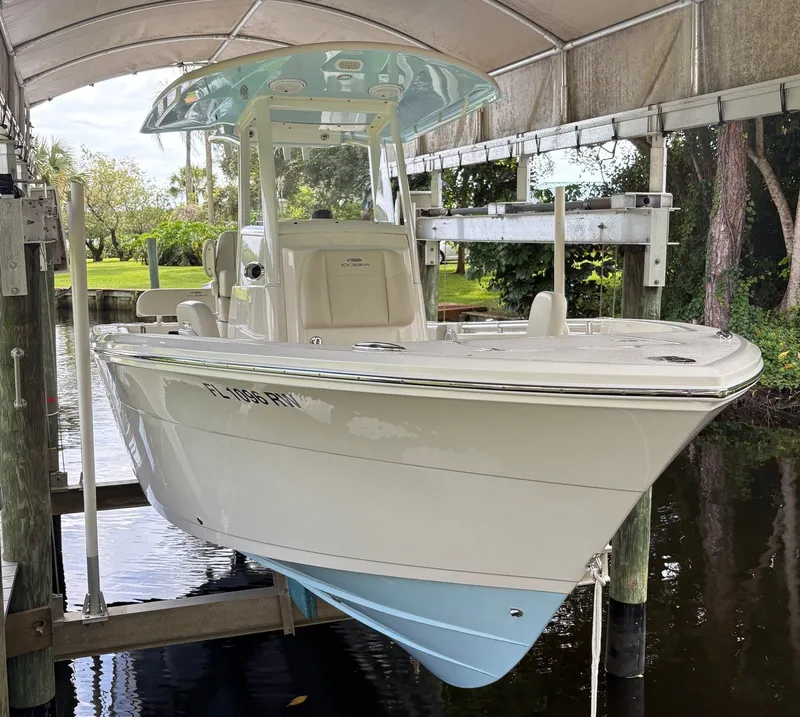 The Image of Cobia 240 Center Console 2019 - 0