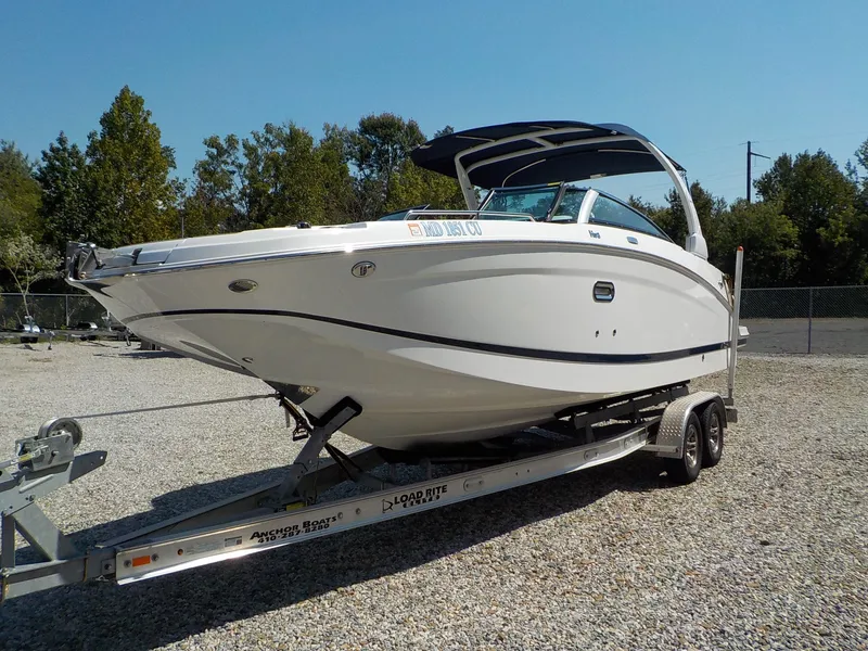 Slide: The Image of Four Winns HD8 OB 2023 - 3