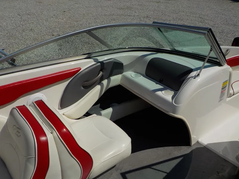 Slide: The Image of Monterey 180 FS 2006 - 11