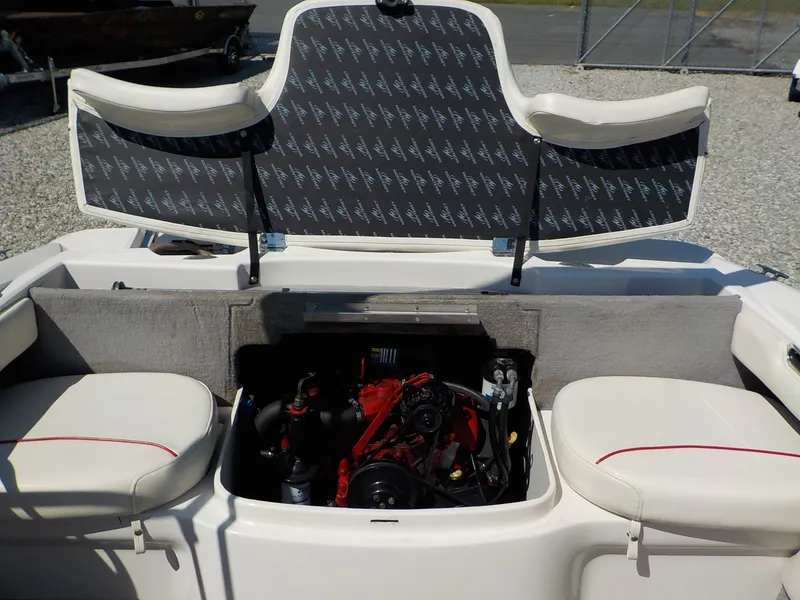 Slide: The Image of Monterey 180 FS 2006 - 13