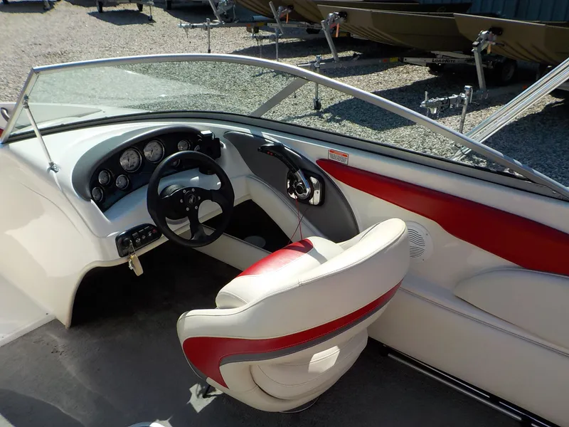 Slide: The Image of Monterey 180 FS 2006 - 18