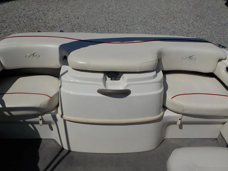 Slide: The Image of Monterey 180 FS 2006 - 22