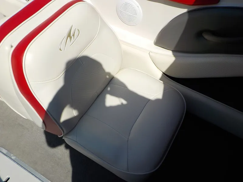 Slide: The Image of Monterey 180 FS 2006 - 24