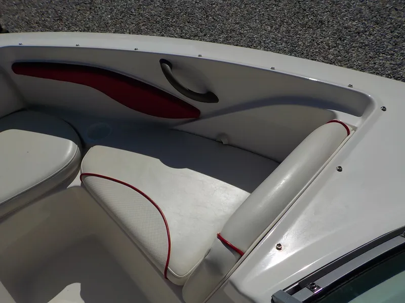 Slide: The Image of Monterey 180 FS 2006 - 9