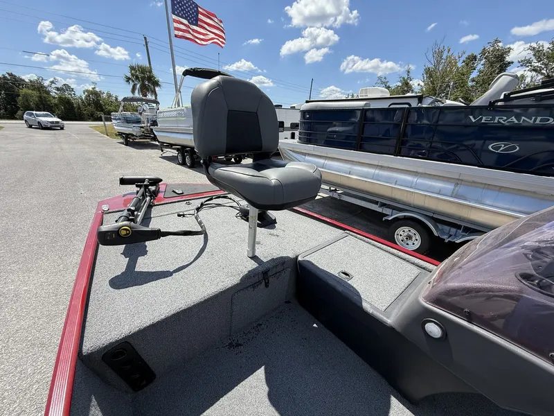 Slide: The Image of Tracker Bass Tracker Classic XL 2023 - 7