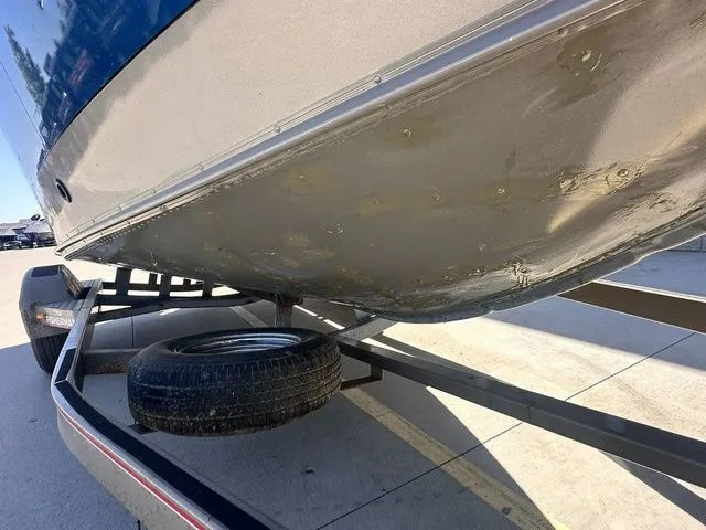 Slide: The Image of Lund Fisherman Adventure 1700 2001 - 11