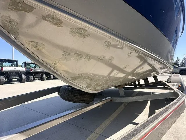 Slide: The Image of Lund Fisherman Adventure 1700 2001 - 9