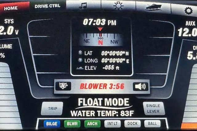 Slide: The Image of Yamaha Boats 2016 242X E-Series dashboard display showing navigation and system information. - 29