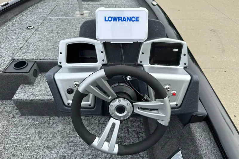 Slide: The Image of Steering console of 2026 Tracker Pro Team 190 boat with Lowrance display. - 5
