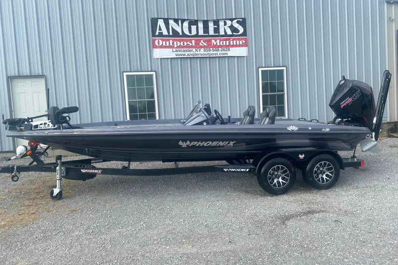 The Image of 2026 Phoenix 21 XE boat at Anglers Outpost & Marine, Lancaster, KY. - 1