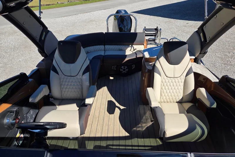 Slide: The Image of 2026 Avalon Platinum Catalina 2785 Elite boat interior with luxurious seating and modern design. - 8