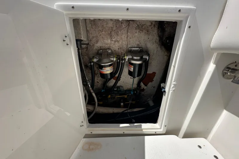 Slide: The Image of Label on Mercury Marine engine, model 1350V231D, 350 HP, for 2001 Contender 35 Side Console. - 103