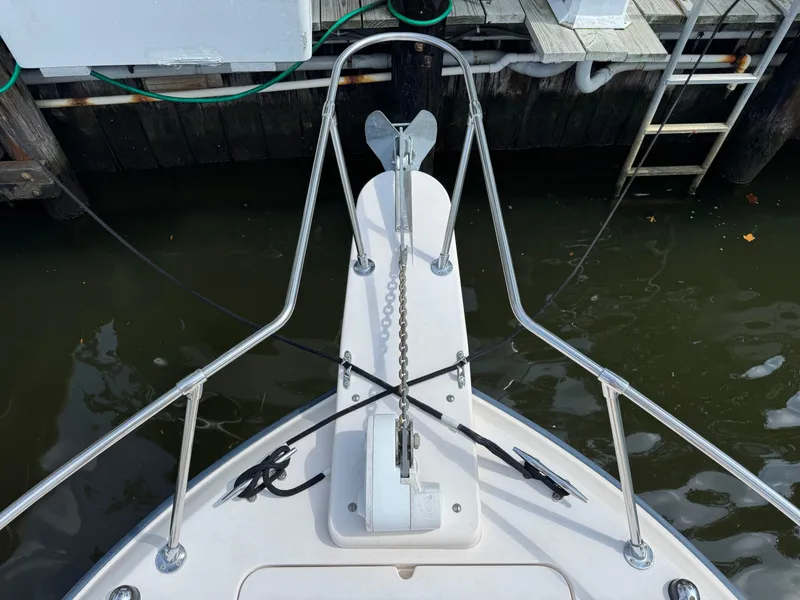 Slide: The Image of Grady-White Journey 258 2005 - 10