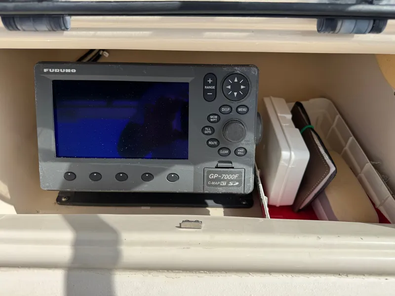 Slide: The Image of Grady-White Journey 258 2005 - 27