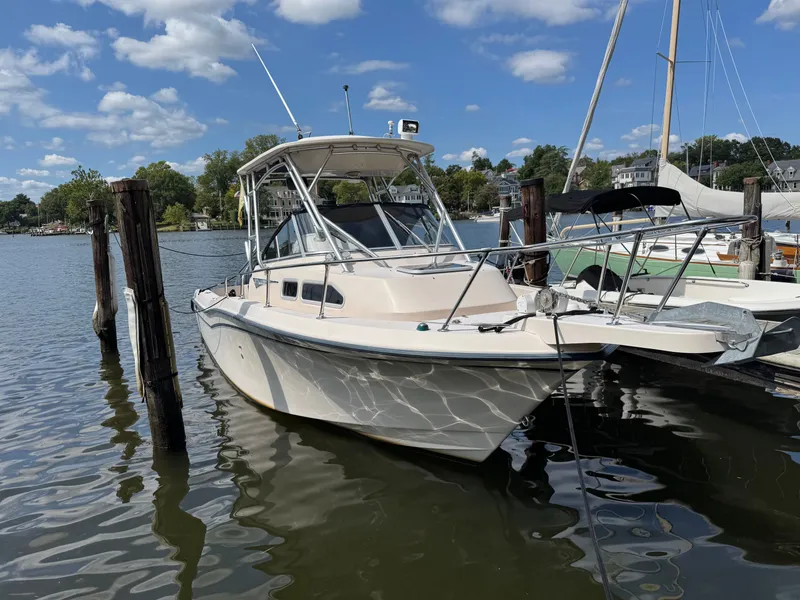 Slide: The Image of Grady-White Journey 258 2005 - 3