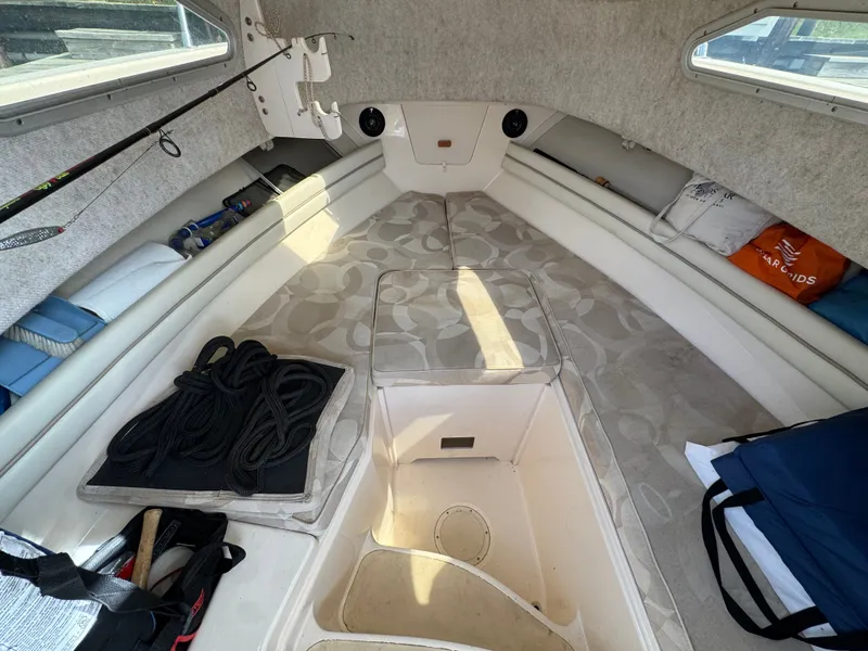 Slide: The Image of Grady-White Journey 258 2005 - 32