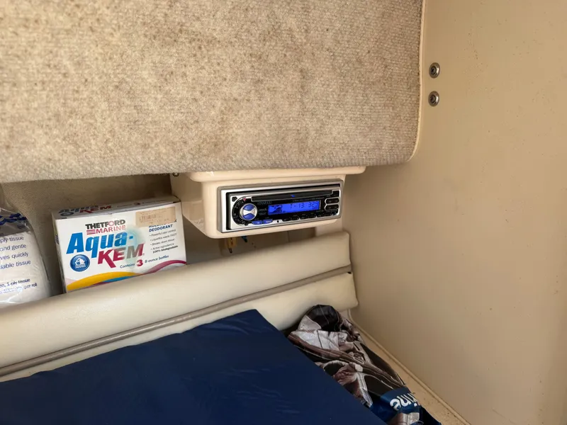 Slide: The Image of Grady-White Journey 258 2005 - 35