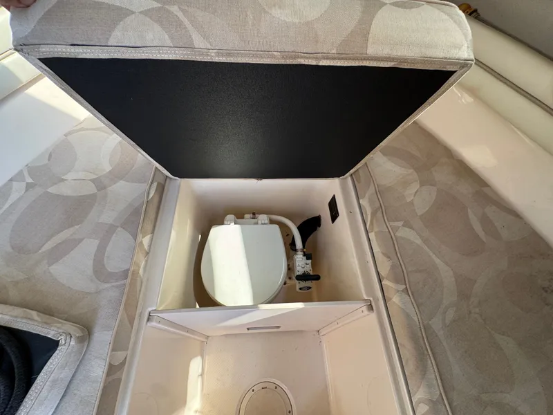 Slide: The Image of Grady-White Journey 258 2005 - 37