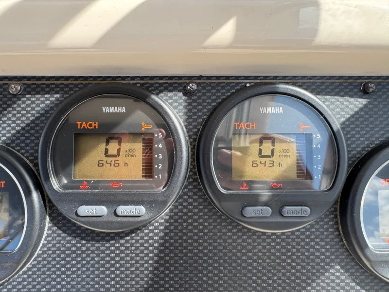 Slide: The Image of Grady-White Journey 258 2005 - 40