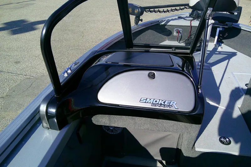 Slide: The Image of 2022 SMOKERCRAFT 182 Pro Angler XL boat interior with steering console and seating. - 10