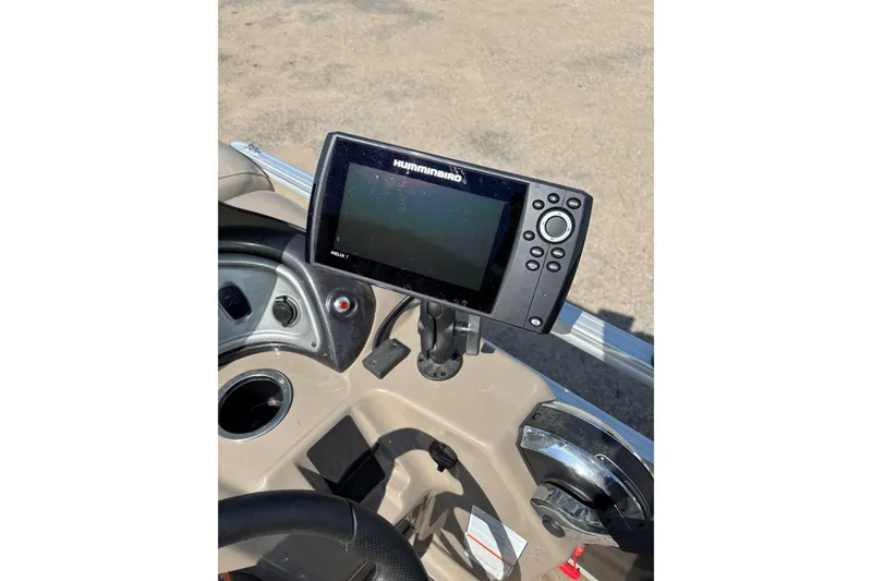 Slide: The Image of 2022 Sun Tracker Party Barge 20 DLX dashboard with Humminbird Helix 7 fish finder. - 12