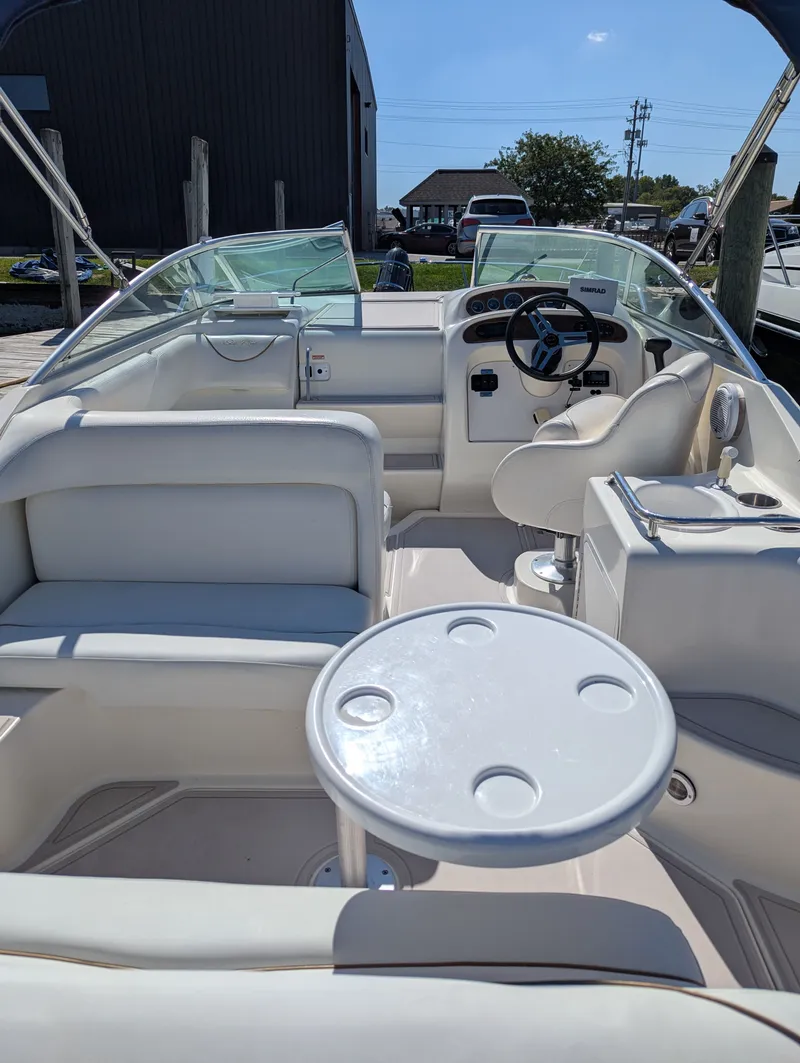 Slide: The Image of Sea Ray Sundancer 260 1999 - 14