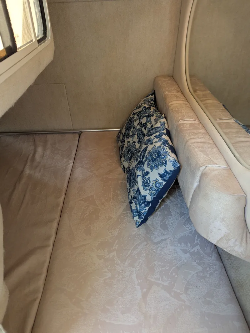 Slide: The Image of Sea Ray Sundancer 260 1999 - 2