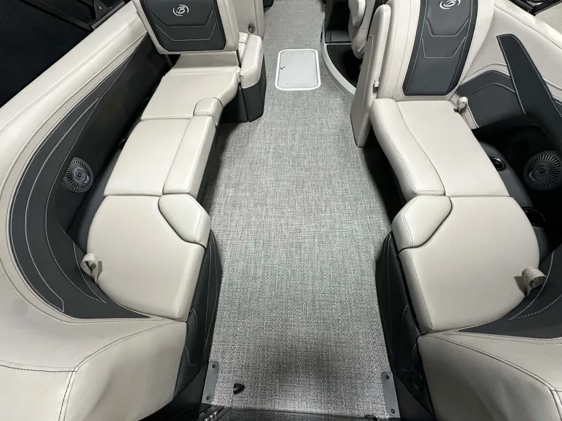 Slide: The Image of Barletta Cabrio 22 Q 2026 - 13