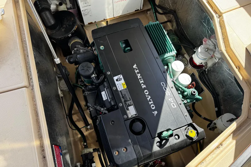 Slide: The Image of Engine compartment of 2014 Ranger Tugs R-31 CB with Volvo Penta D4-300 engine. - 9