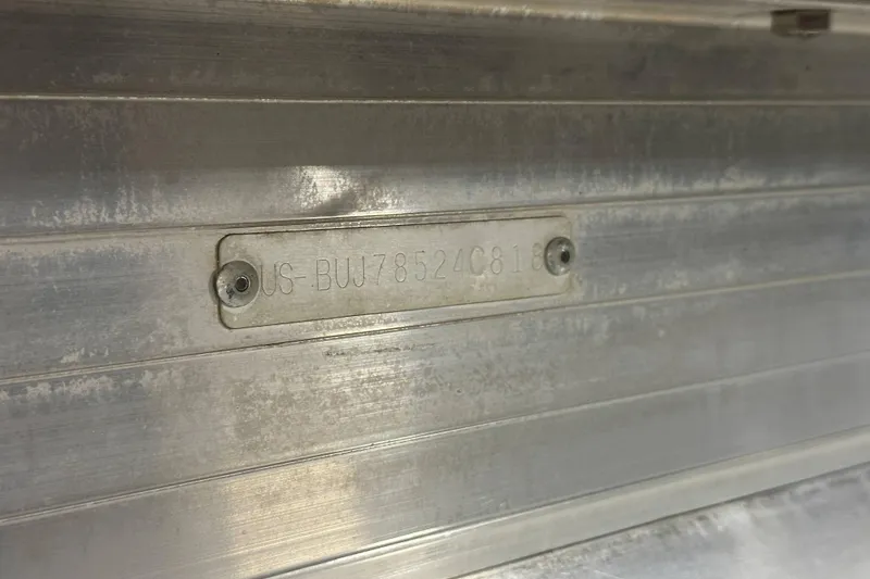 Slide: The Image of 2018 Sun Tracker SFB20 identification plate with serial number on metal surface. - 25