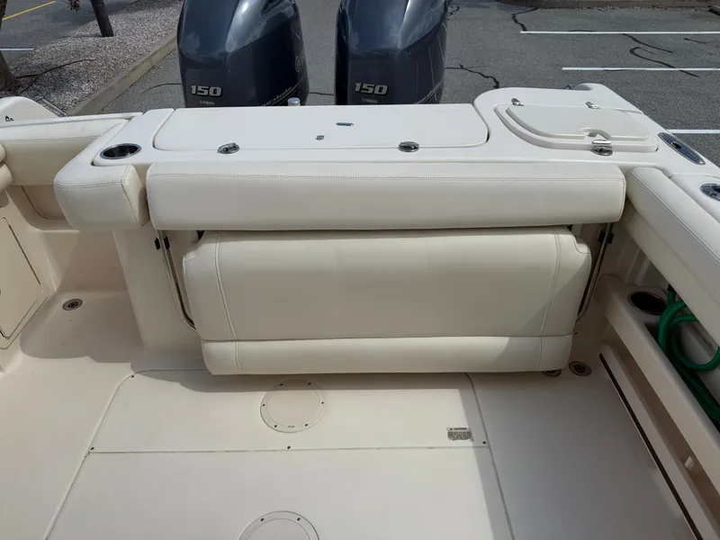 Slide: The Image of Grady-White Freedom 275 2018 - 27