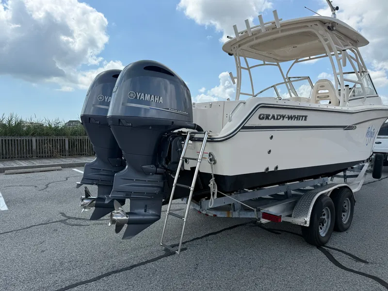 Slide: The Image of Grady-White Freedom 275 2018 - 4