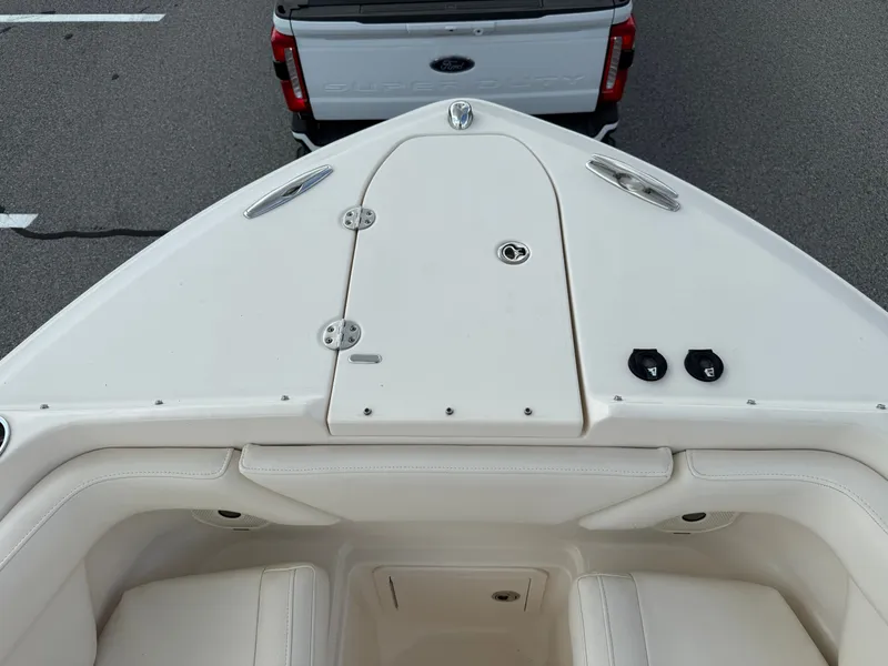 Slide: The Image of Grady-White Freedom 275 2018 - 8