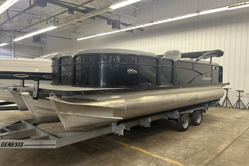 Slide: The Image of Manitou 210 Aurora LE 2019 - 5