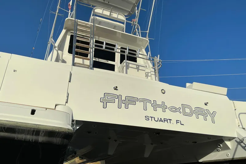 Slide: The Image of Voyager 44 yacht named "Fifth Day" in Stuart, FL, 2000 model. - 26
