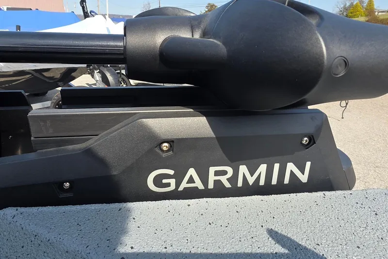Slide: The Image of Garmin device on Xpress XR21 boat, 2026 model, close-up view. - 15