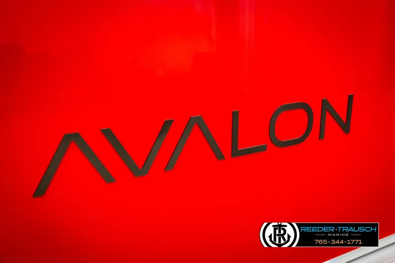 Slide: The Image of Red Avalon LSZ Vrl 2026 logo with Reeder-Trausch Marine branding. - 50