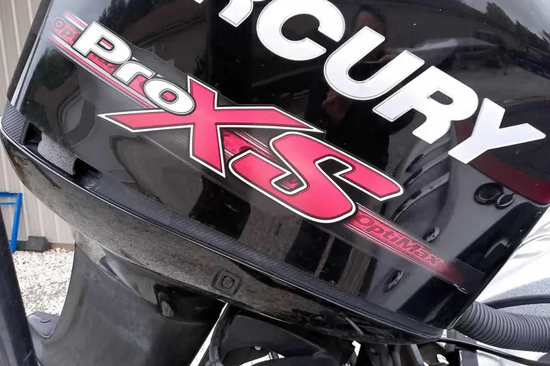 Slide: The Image of 2015 Ranger Z521C boat with Mercury Pro XS OptiMax engine detail. - 16