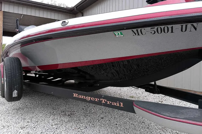 Slide: The Image of 2015 Ranger Z521C Ranger Cup boat on trailer, parked on gravel. - 5